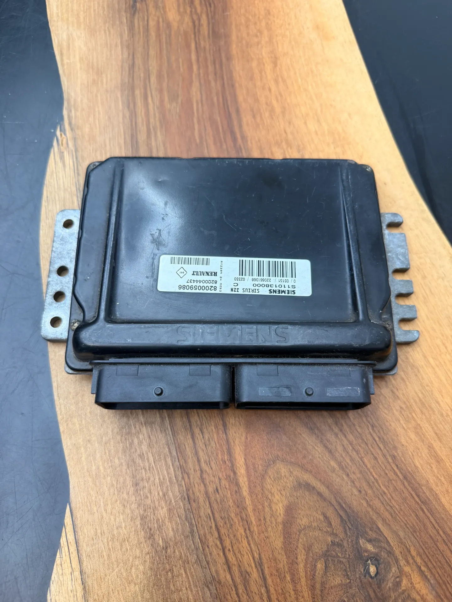 Calculateur Moteur I SIRIUS 32N | S110138000C | 8200059086 | 8200044437