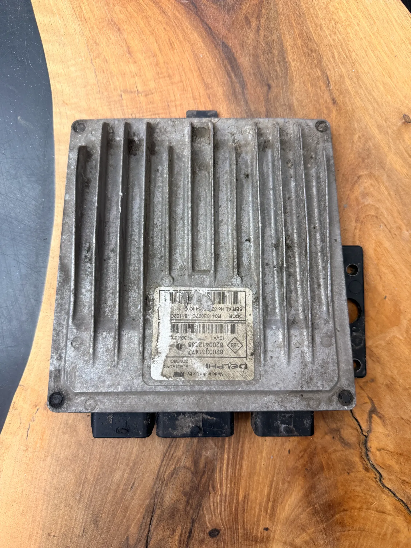 Calculateur Moteur I DDCR | R0410B027C | 8200331477 | 8200412258